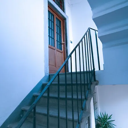 New York Style 2 Bed